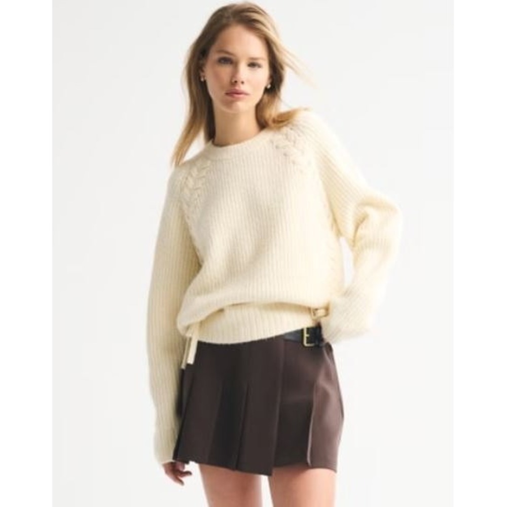 Abercrombie & Fitch Dad Lace-Up Crew Sweater Cream Tie Women's Medium NWT